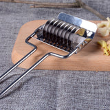 1Pcs  16.8*7.4cm  Kitchen Accessories Gadgets Stainless Steel Onion Chopper