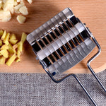 1Pcs  16.8*7.4cm  Kitchen Accessories Gadgets Stainless Steel Onion Chopper